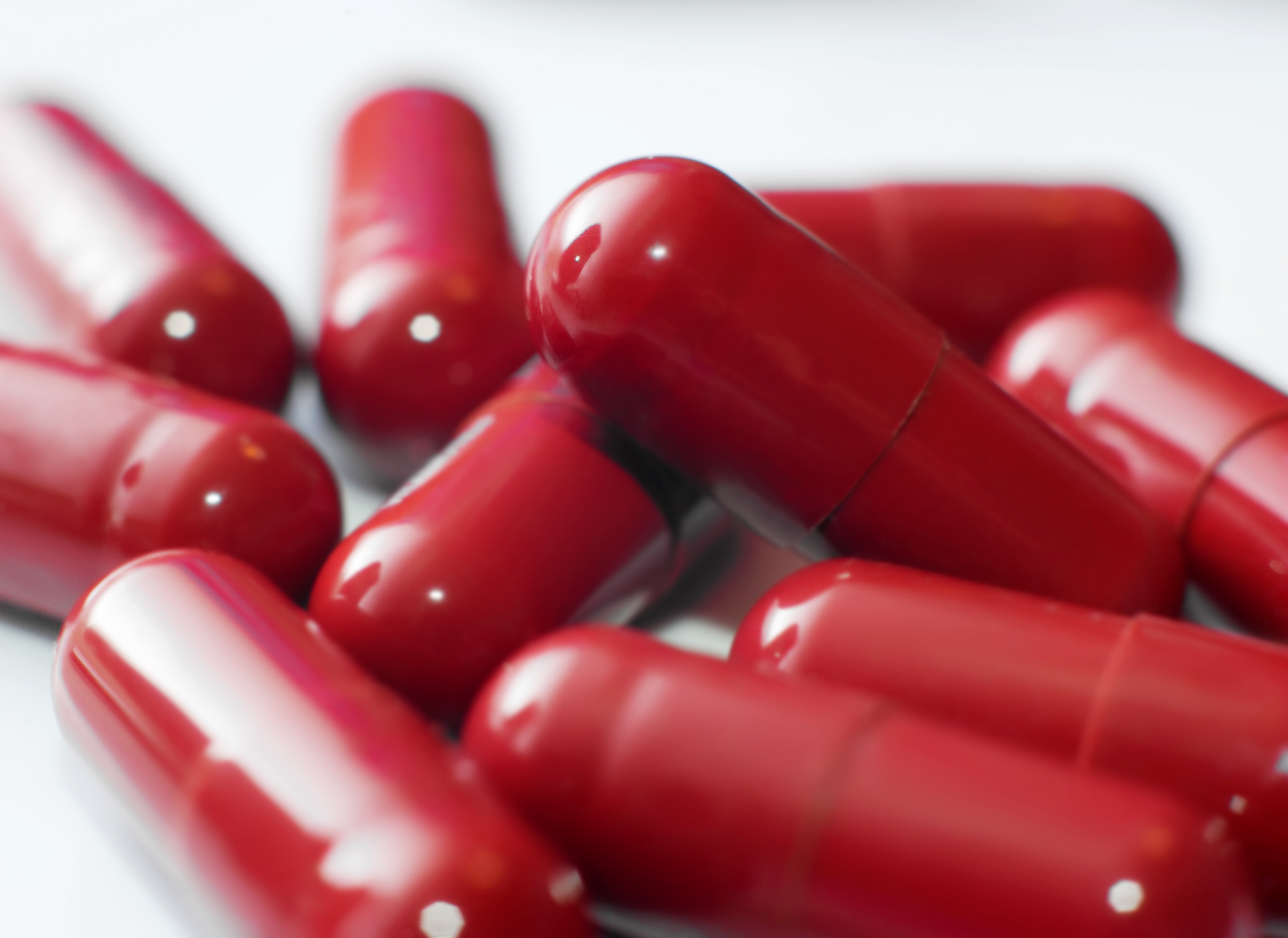 Pilules rouges empilées
